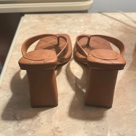 Jessica Simpson Brown Quilted Leather Women's Sandals - Picture 3 of 5